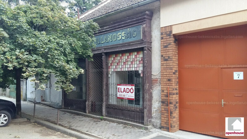 Hirdetés fotója