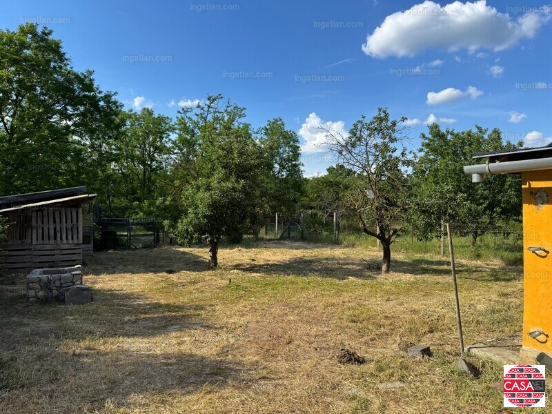 Listing photo