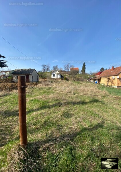 Hirdetés fotója