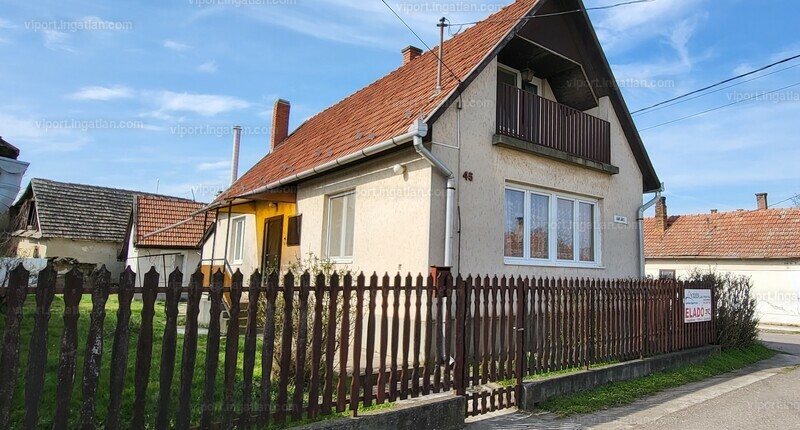 Listing photo