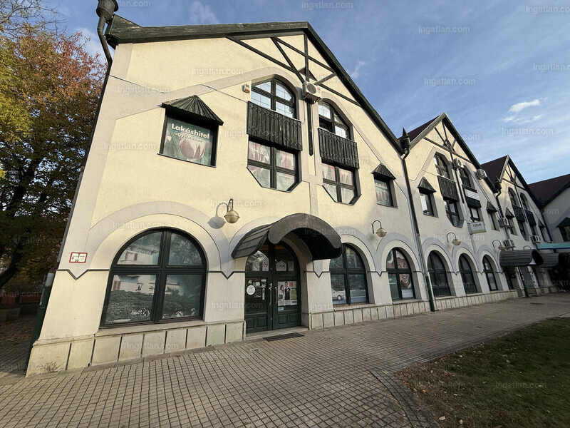 Listing photo