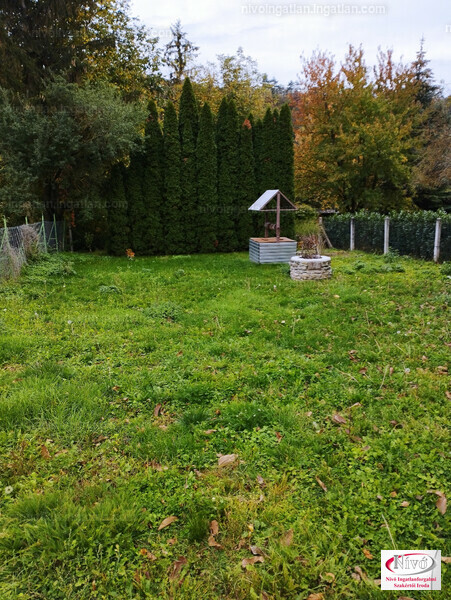 Hirdetés fotója