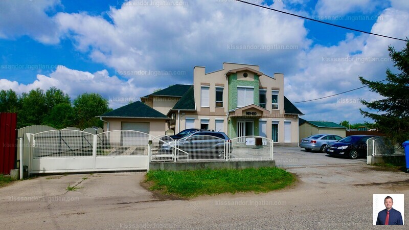 Listing photo