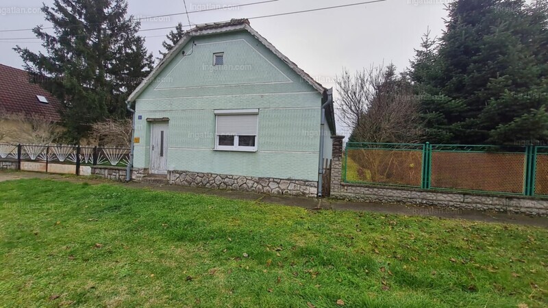 Listing photo