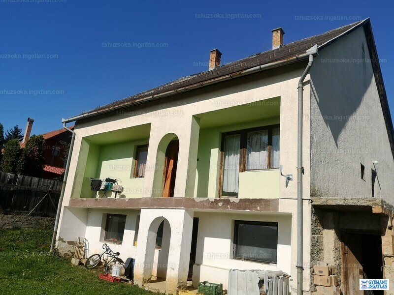 Listing photo
