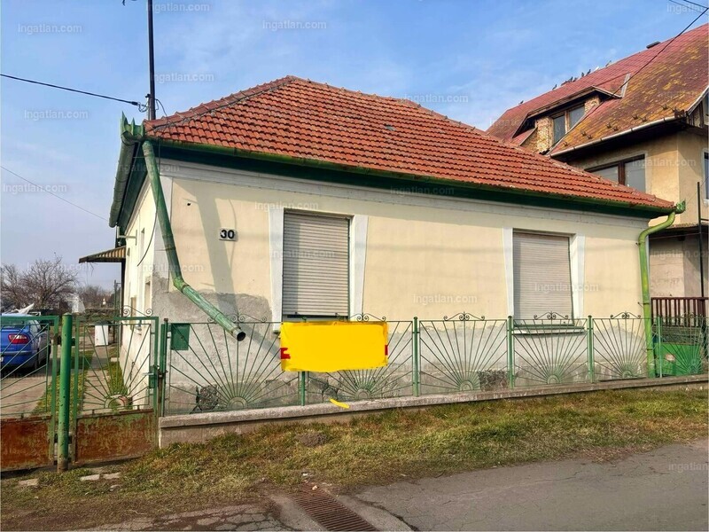 Hirdetés fotója