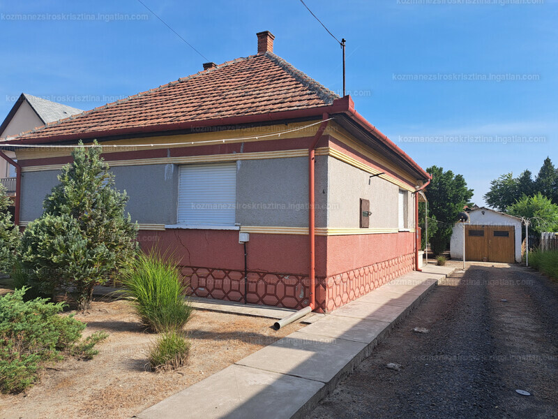 Listing photo