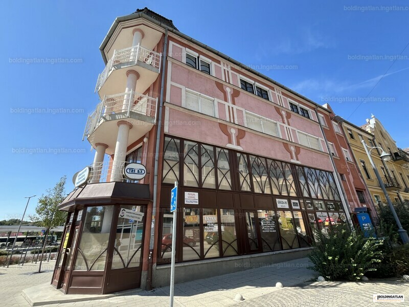Listing photo