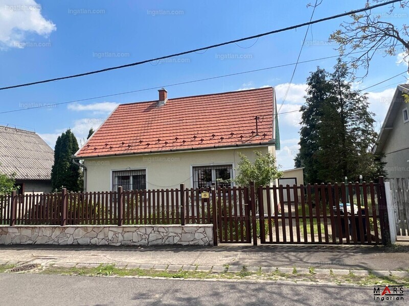 Listing photo