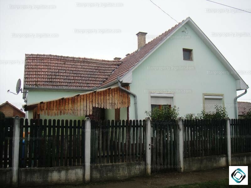 Hirdetés fotója