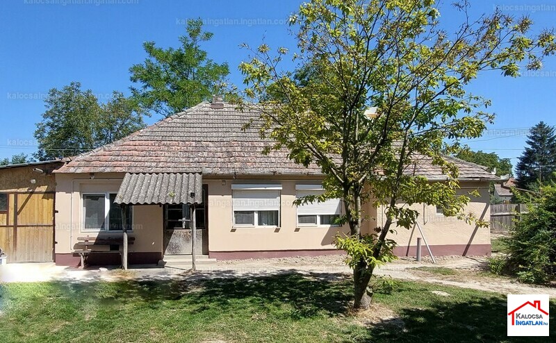 Listing photo