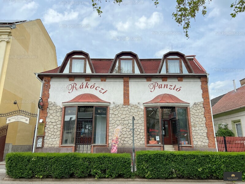 Hirdetés fotója