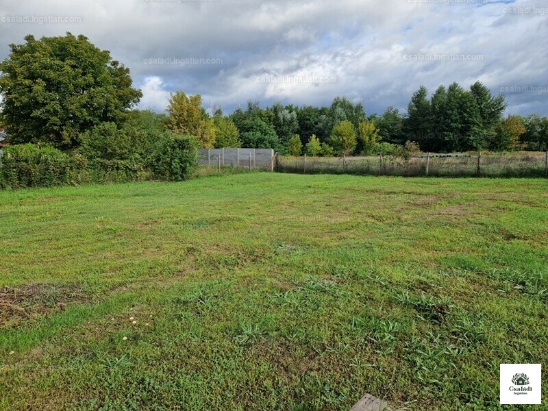 Listing photo