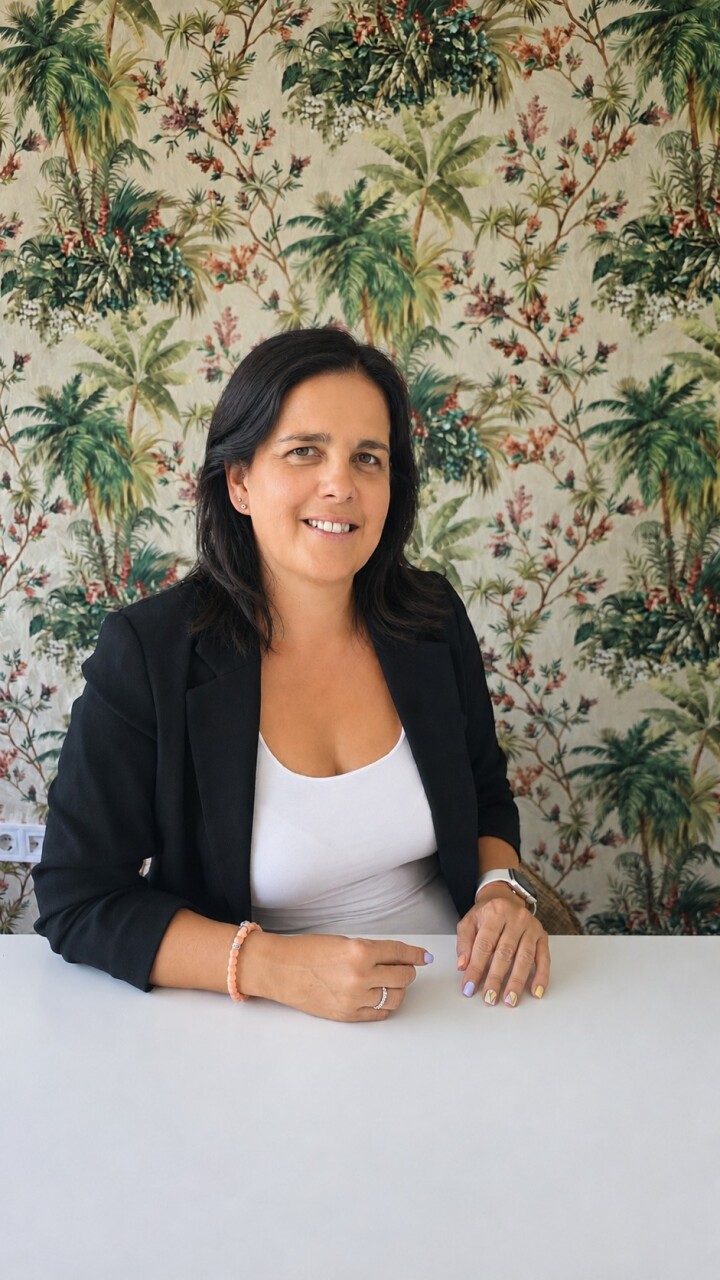 Módi Éva