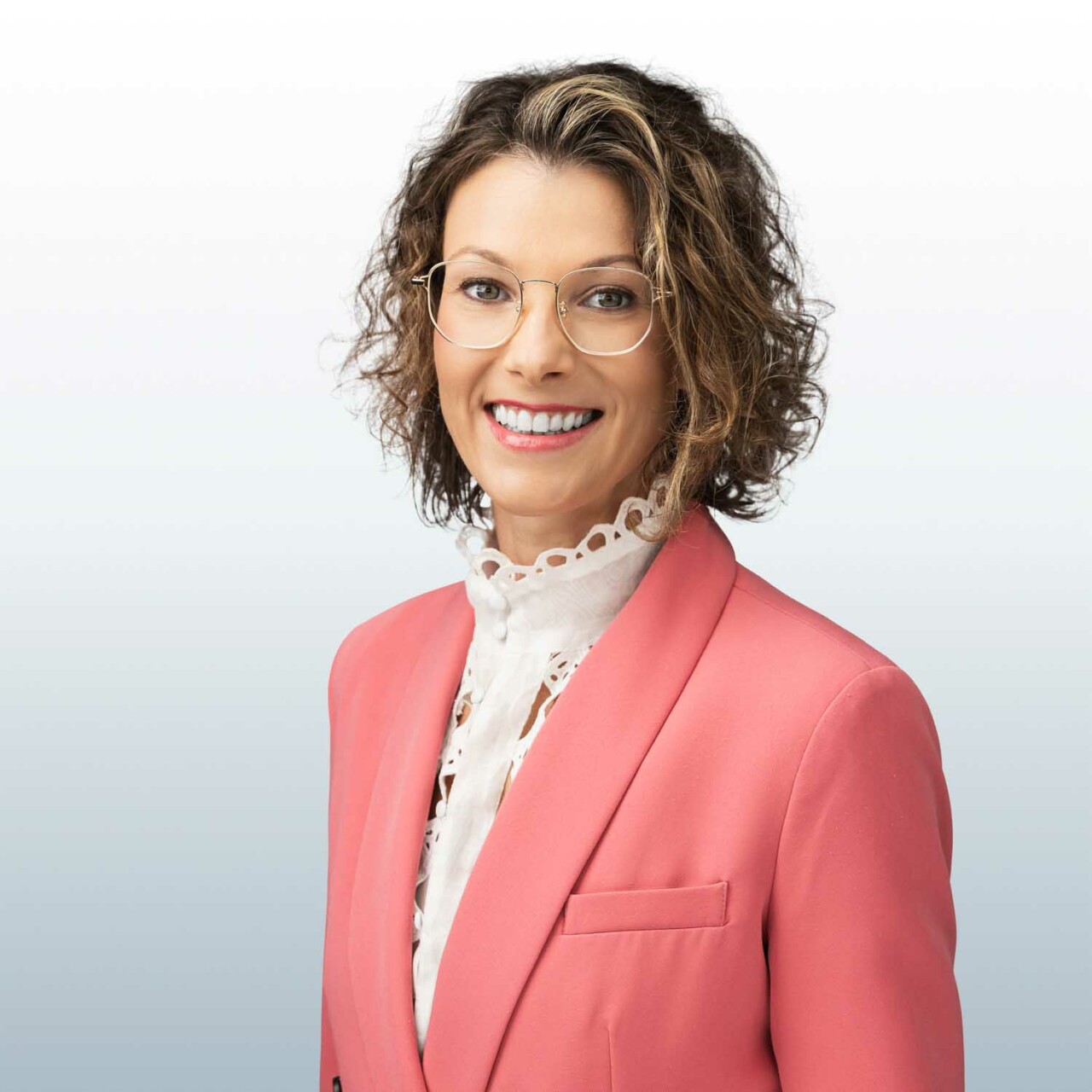 dr. Urbán Melinda