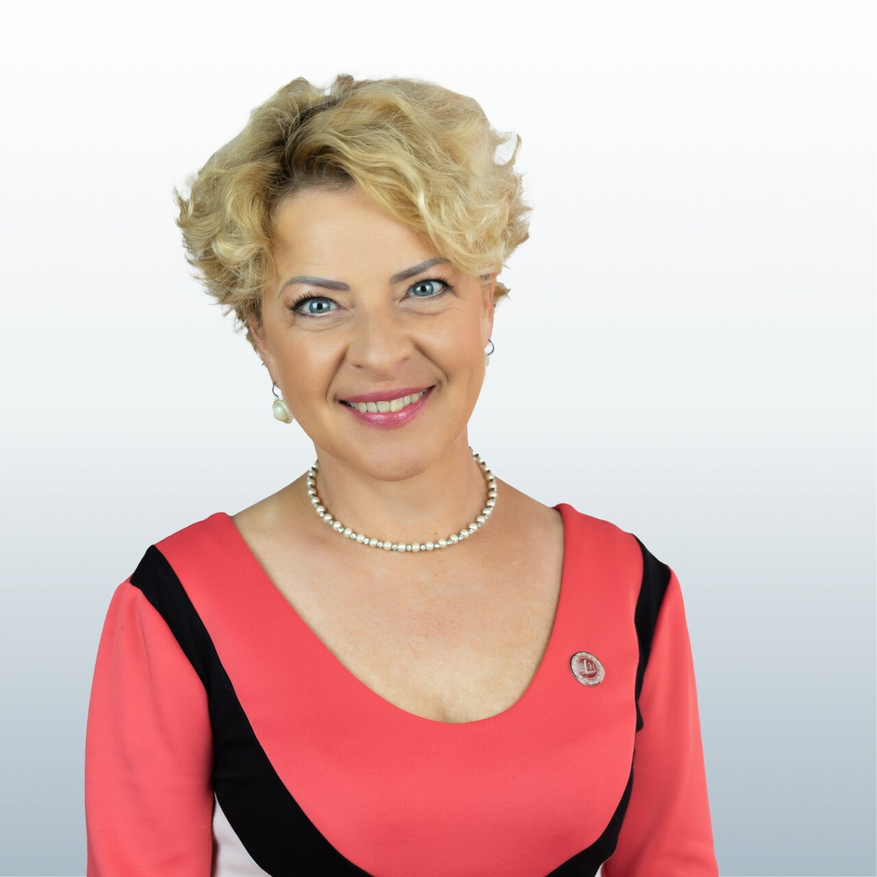 Ádám Szilvia