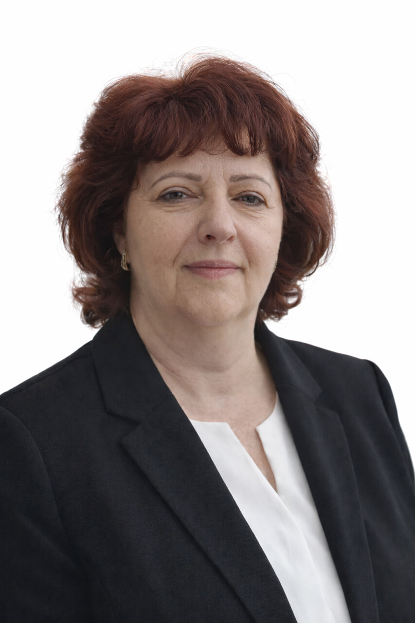 Máté Henriette