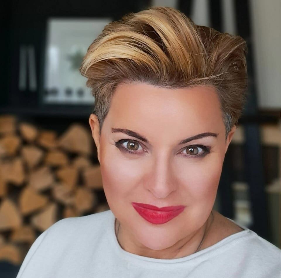 Dr. Tuboly Marianna