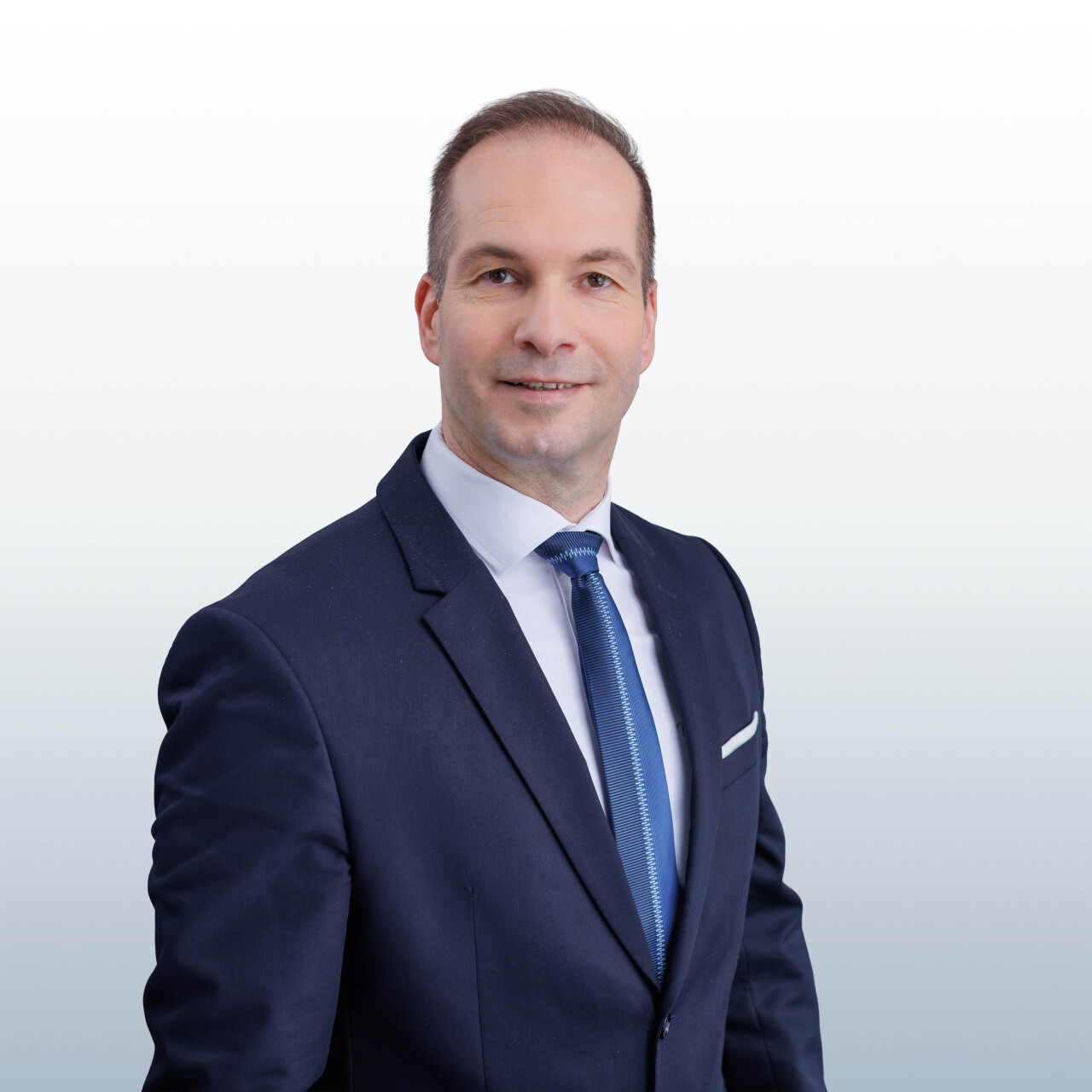 dr. Borbola Péter
