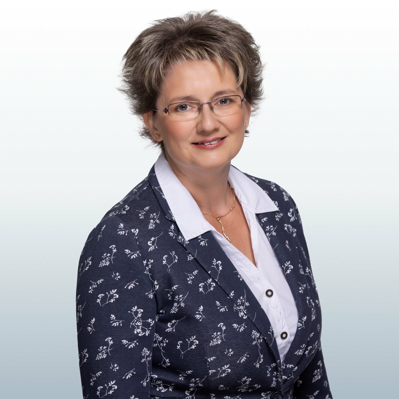 dr. Tóth-Szabóné Vangyia Mónika