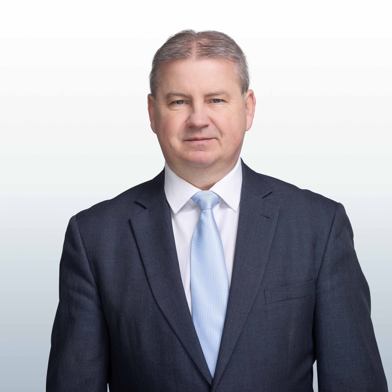 Császár László