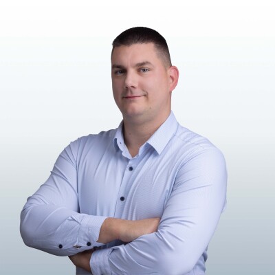 Sárvári Dániel