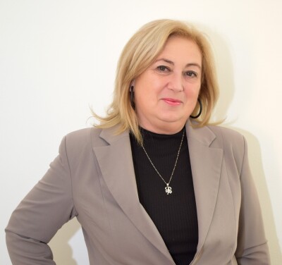 Szecsődi Anikó
