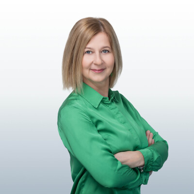 Csergő Henrietta