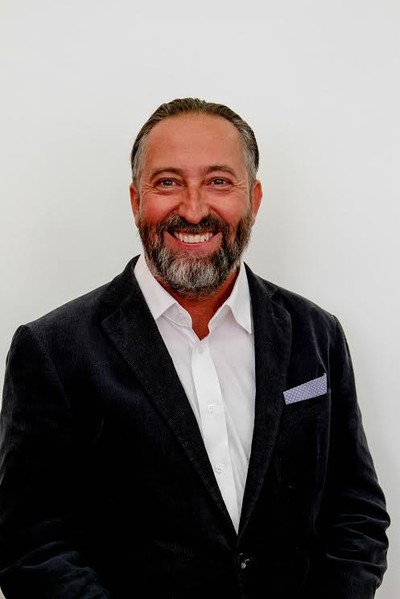 Varga Ákos