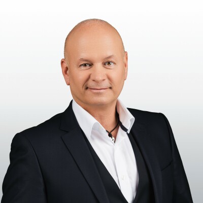 Geyer Zoltán