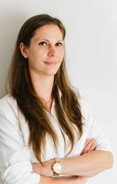 Ilosfai Mónika