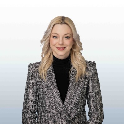 Szupper Zsuzsa
